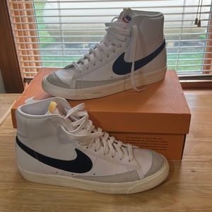 Nike Blazer